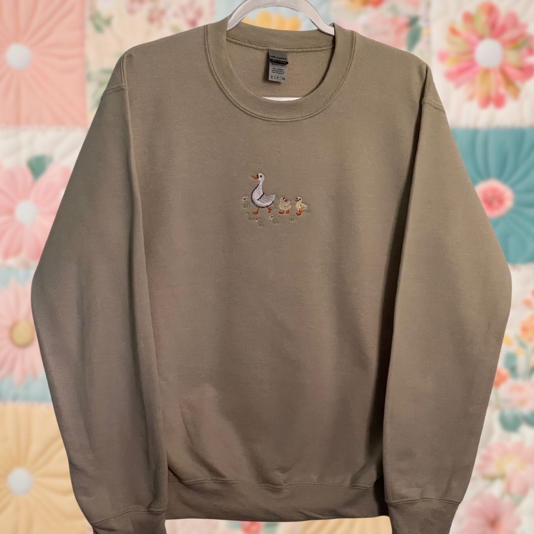 Small Beige Ducklings Sweatshirt